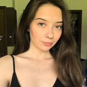 Meet your Posher, Ally